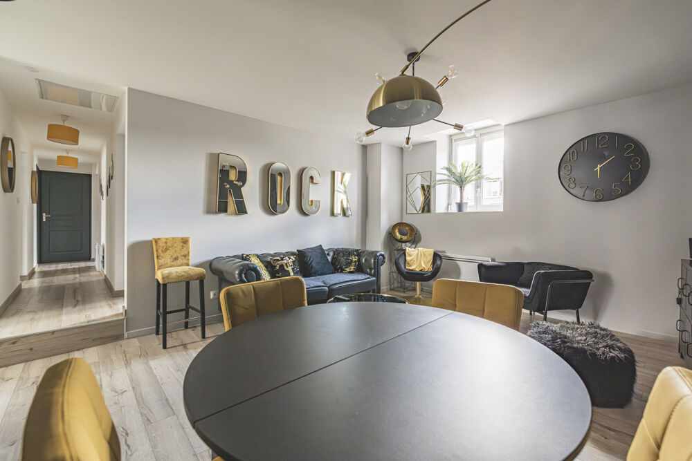À vendre Appartement T5 lumineux au dernier étage Reims