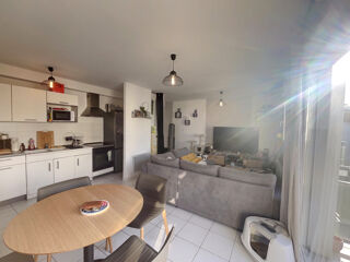  Appartement  vendre 2 pices 49 m