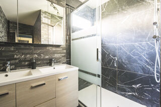  Appartement  vendre 5 pices 83 m