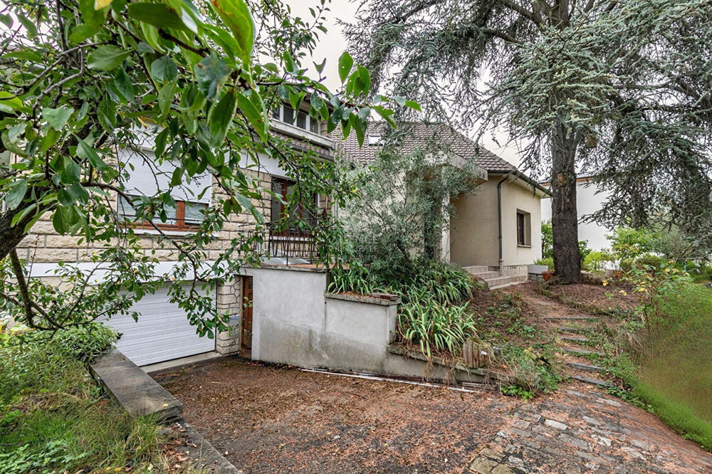 Maison 9 pièces 200 m² · à Croissy sur Seine · 200 m² · 995 000 €