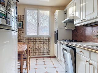  Appartement � vendre 5 pi�ces 83 m�