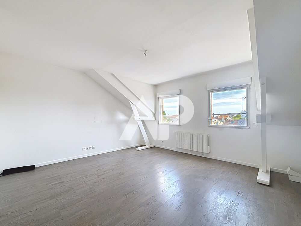 Location Appartement À louer CHATOU   Studio lumineux de 32 m2, Place du Docteur Roux Chatou