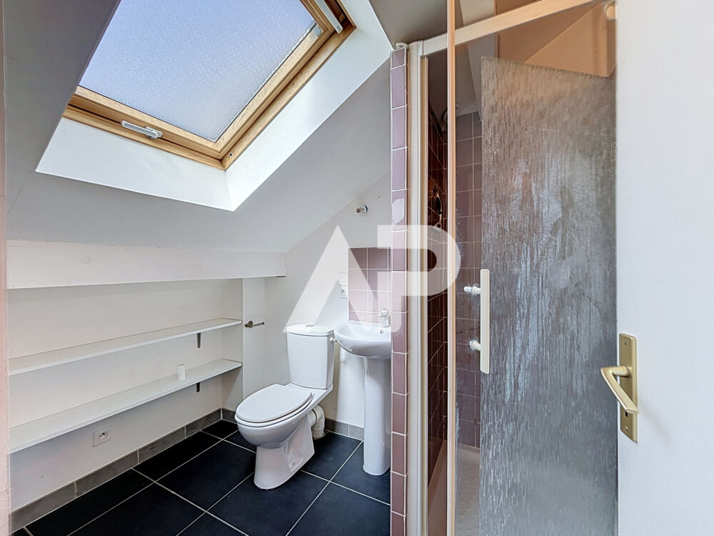 Location Appartement À louer CHATOU   Studio lumineux de 32 m2, Place du Docteur Roux Chatou
