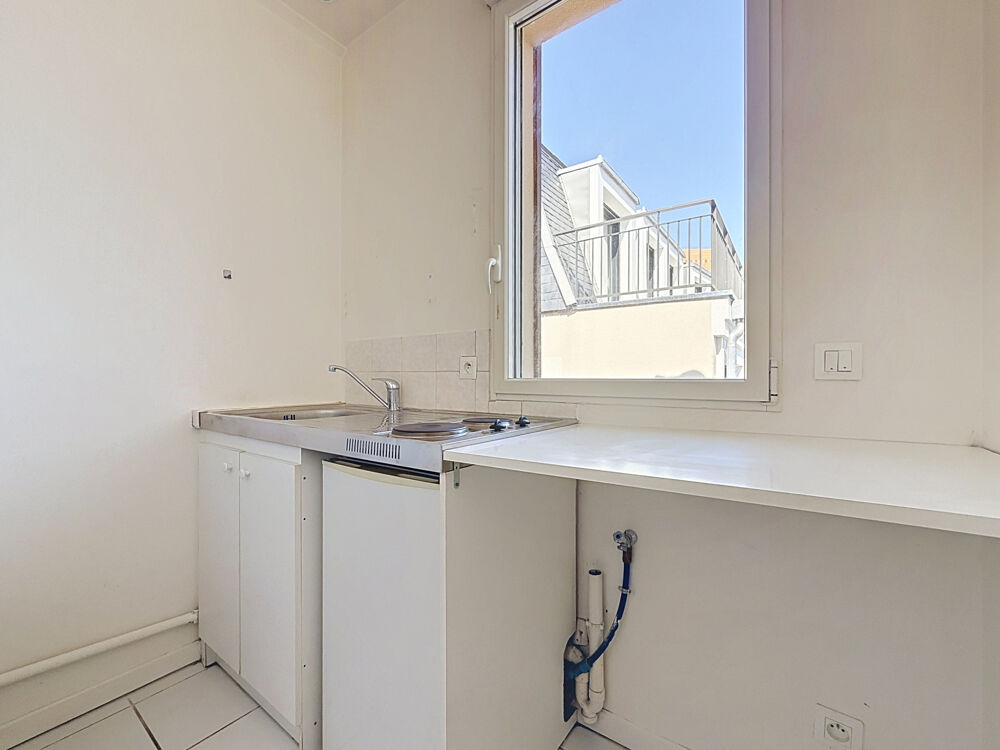 Location Appartement À louer CHATOU   Studio lumineux de 32 m2, Place du Docteur Roux Chatou