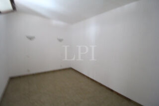  Immeuble � vendre 13 pi�ces 315 m�