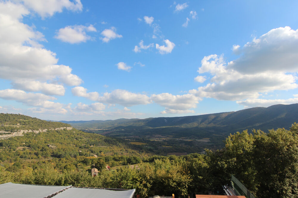 LUBERON. MAISON CONTEMPORAINE AVEC VUE PANORAMIQUE