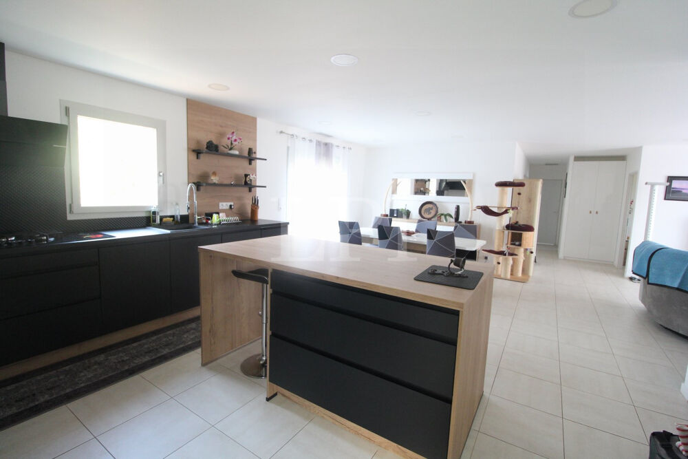 MAISON RECENTE DE PLAIN PIED