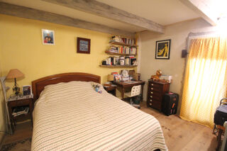  Propriété/château à vendre 6 pièces 148 m²