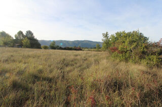 Vente Maison Exclusivité. Luberon. cabanon au coeur de la nature avec vue panoramique St martin de castillon