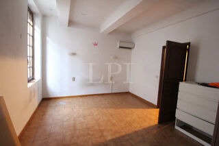  Immeuble à vendre 13 pièces 315 m²
