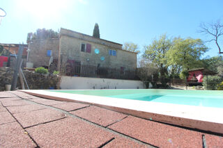  Maison à vendre 8 pièces 225 m²
