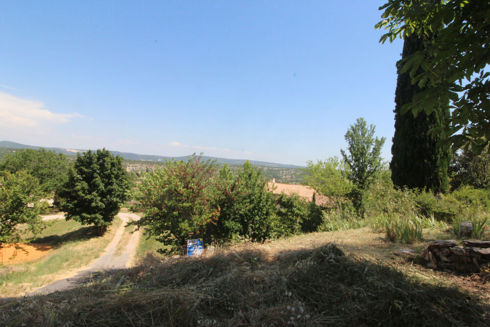 Prohe du village de Simiane la Rotonde, maison avec terrain et belle vue dégagée