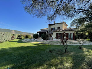  Maison � vendre 7 pi�ces 210 m�