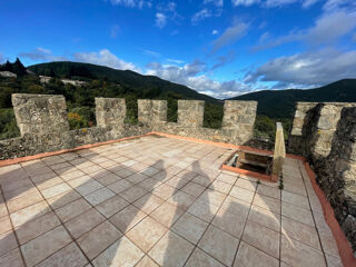  Propri�t�/ch�teau � vendre 9 pi�ces 121 m�