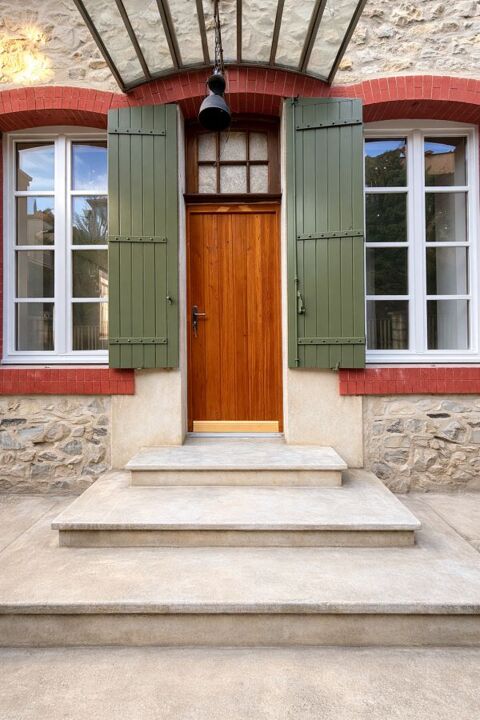   4 Pi�ces R�sidence enti�rement r�nov�e Appartement - 4 pi�ce(s) - 100 m�