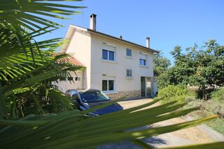 Maison 5 pièces 100 m² · à Puy-l'Évêque · 100 m² · 134 000 €