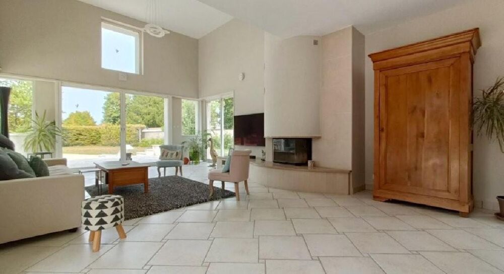 à vendre  Maison Couhé (86700)