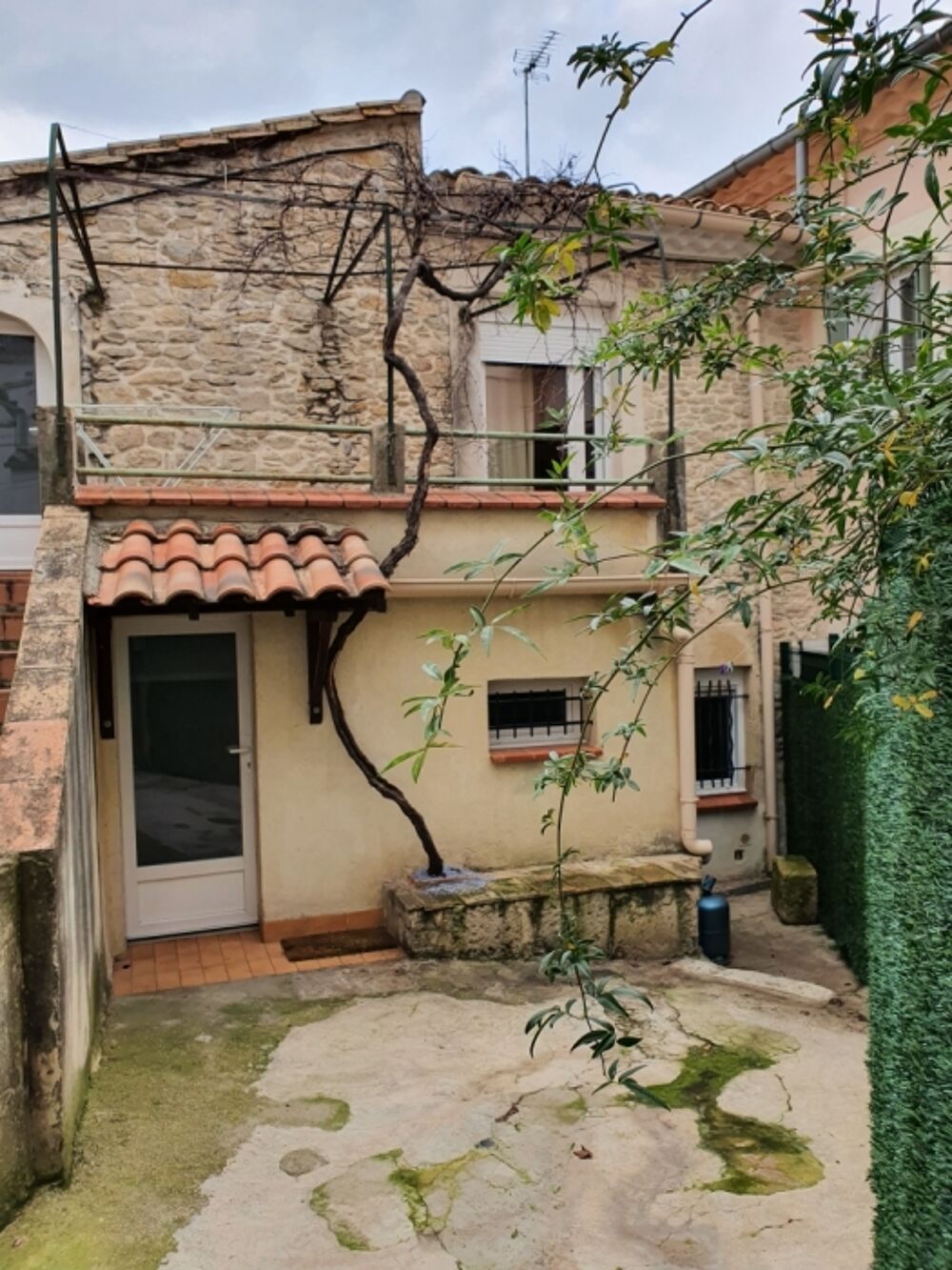 Location Appartement 2 Pièces Nimes
