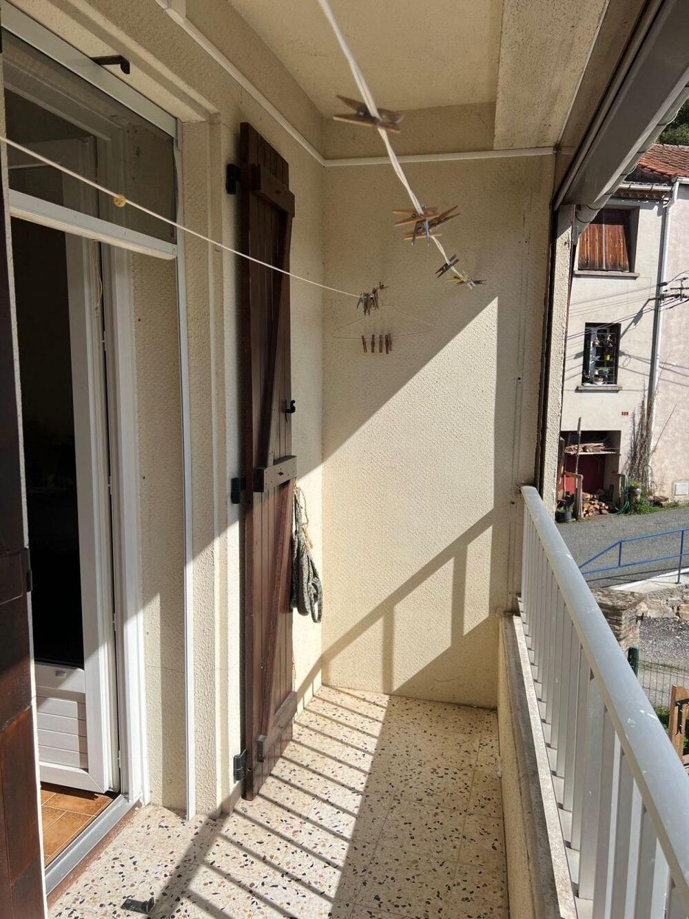 Vente Maison Maison de village avec terrasse couverte Riols