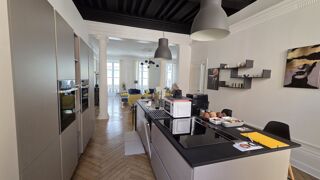  Appartement à vendre 7 pièces 172 m²