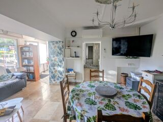 Vente Maison Maison parking, cour et 3 appartements Amelie les bains palalda