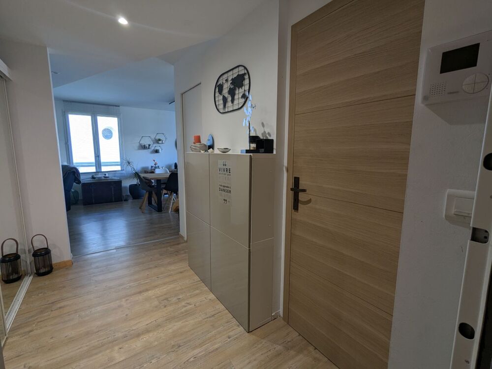 Vente Appartement 3 Pièces Grand T3 Traversant Saint genis pouilly