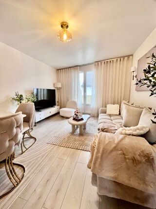  Appartement � louer 4 pi�ces 92 m�