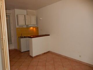  Appartement à louer 1 pièce 25 m²