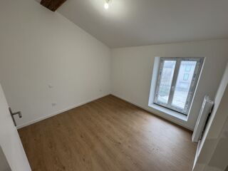  Appartement à louer 3 pièces 47 m²