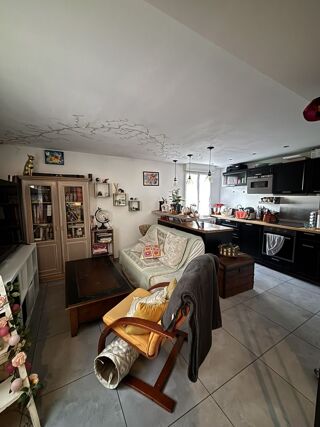 Appartement à louer 2 pièces 47 m²