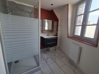  Appartement à louer 2 pièces 53 m²