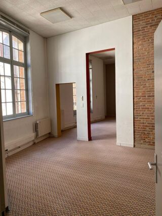   Local commercial Bureau Albi