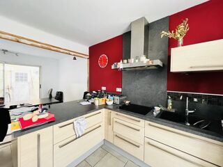  Maison � vendre 9 pi�ces 218 m�