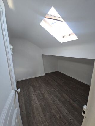  Appartement à louer 2 pièces 38 m²