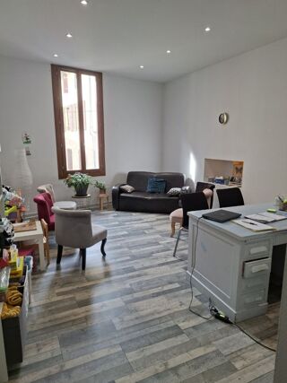  Immeuble à vendre 7 pièces 195 m²