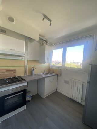  Appartement à louer 3 pièces 68 m²