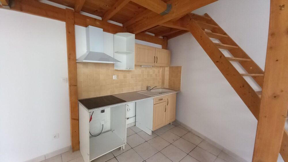 Location Appartement 2 Pièces plus mezzanine Nimes