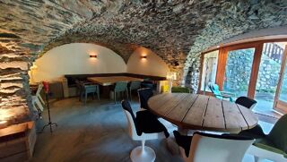  Maison � vendre 15 + pi�ces 422 m�