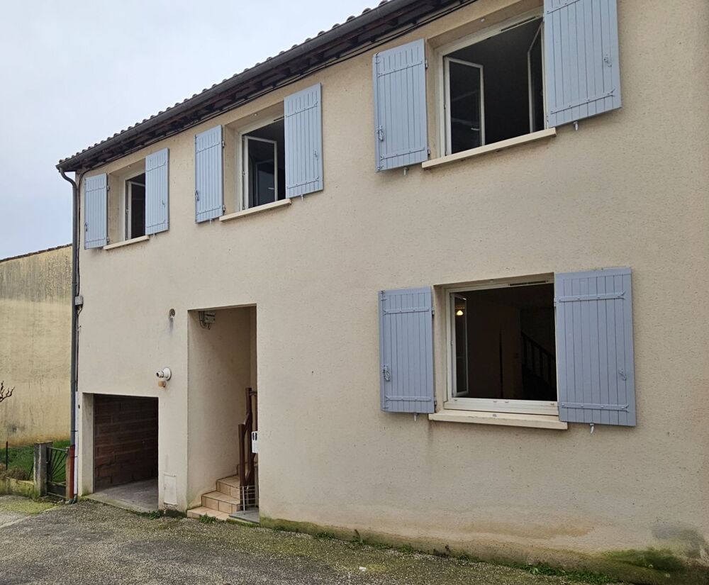 Vente Maison Maison de village avec garage et cour Fauillet