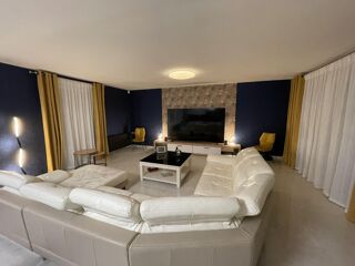  Appartement � vendre 4 pi�ces 142 m�