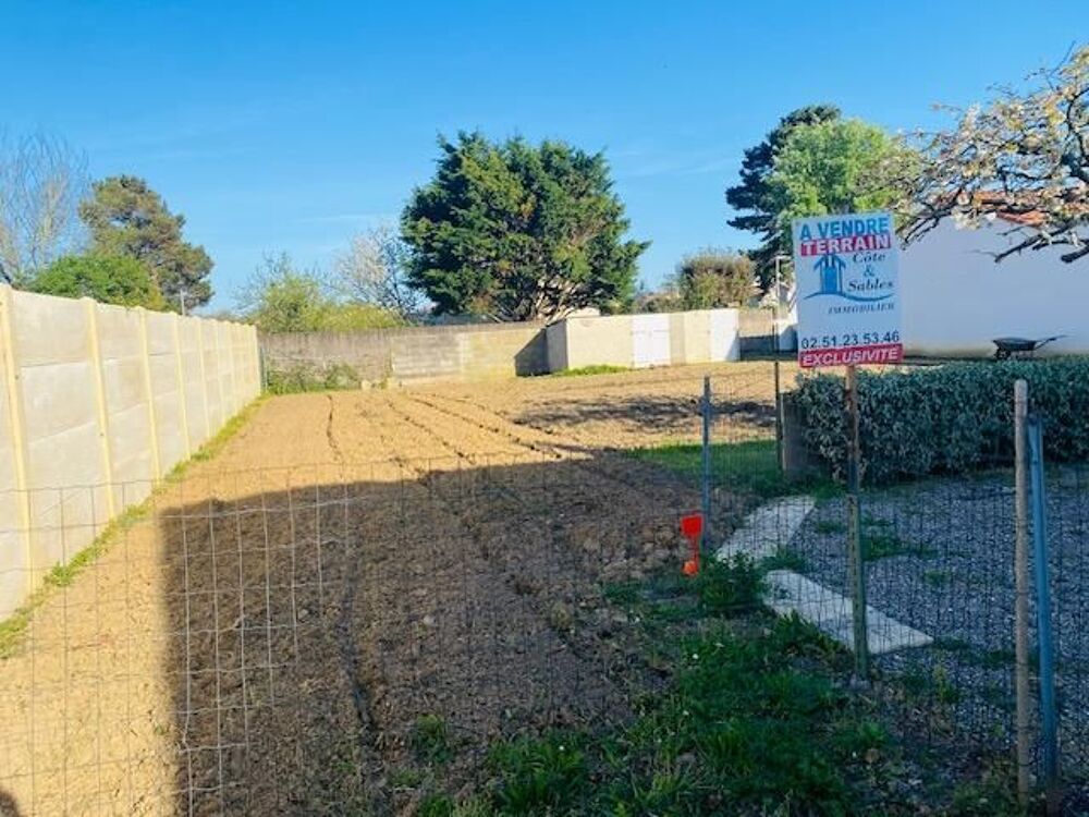 Vente Terrain Terrain  TERRAIN 360 m² proche des commerce Les sables d'olonne