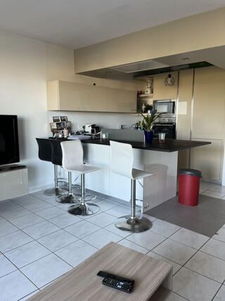  Appartement à louer 2 pièces 48 m²