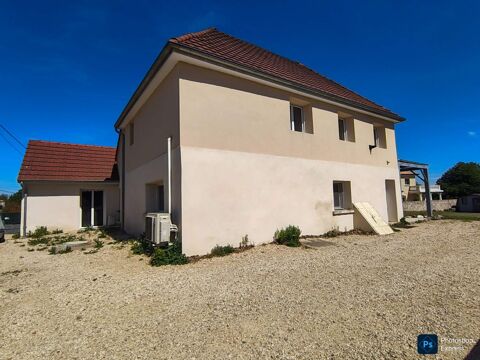   Maison Maison - 6 pi�ce(s) - 180 m�