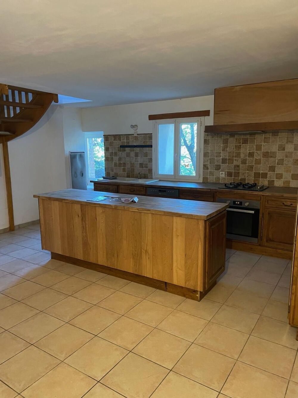Location Appartement 4 Pièces Les mages