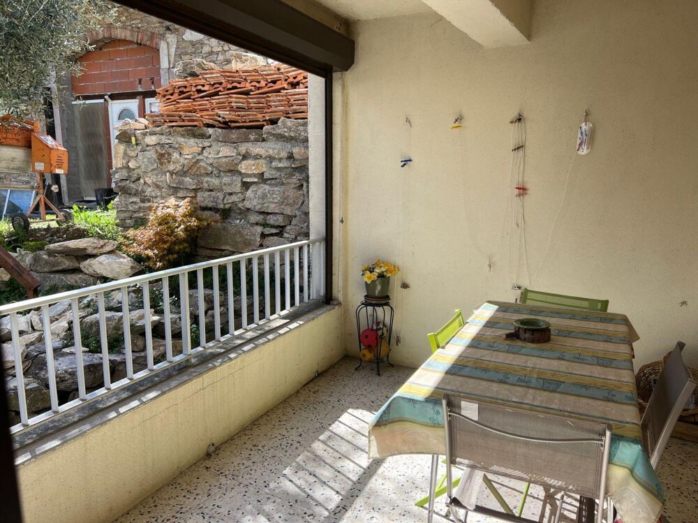 Maison 4 pièces 105 m² · à Riols · 105 m² · 112 000 €