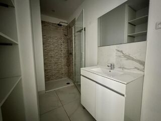  Appartement à vendre 2 pièces 57 m²