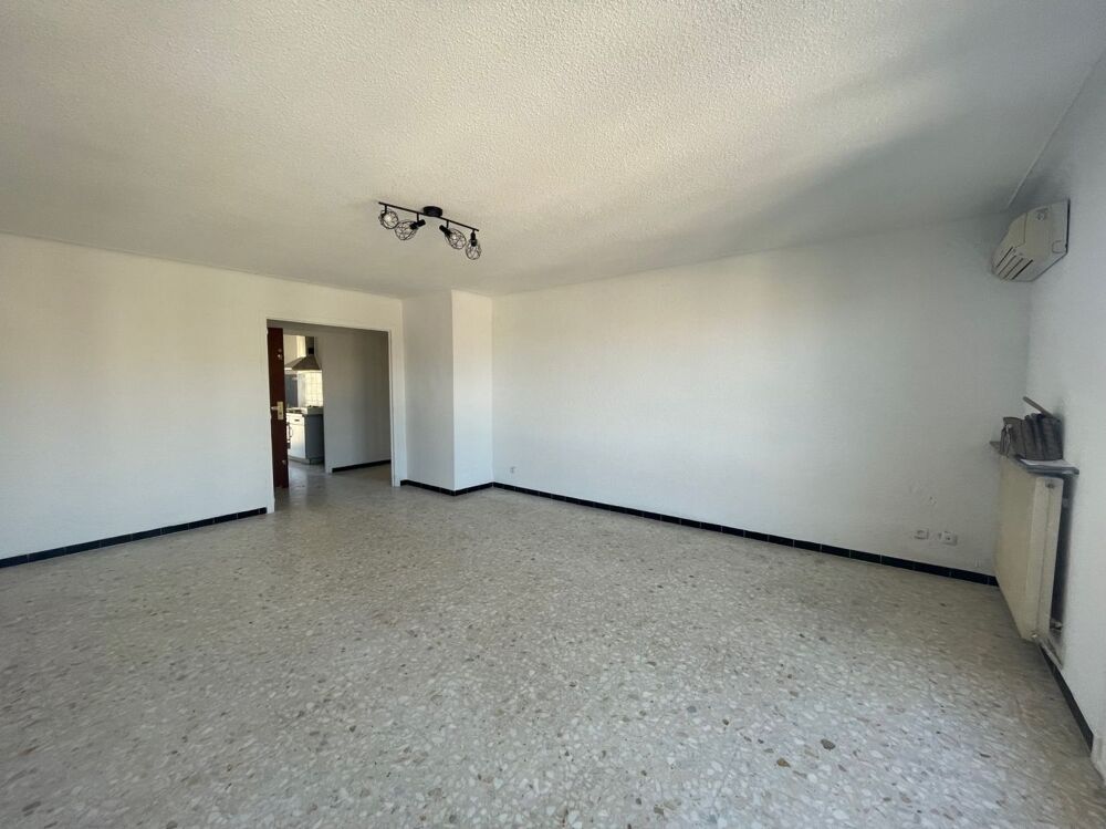 Vente Appartement 4 Pièces Appartement T4 avec parking et cave Perpignan