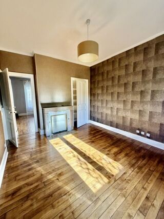  Maison à louer 6 pièces 140 m²