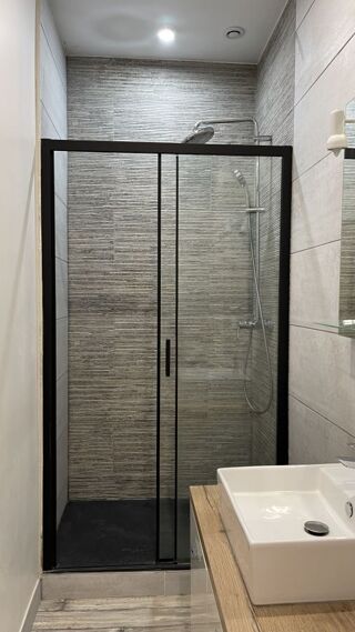  Appartement à louer 2 pièces 46 m²