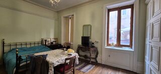  Appartement � vendre 4 pi�ces 155 m�